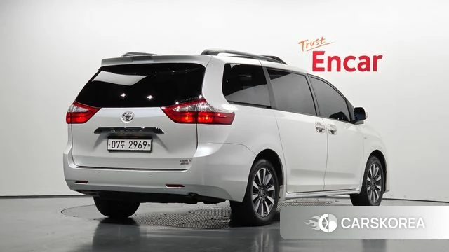 Toyota Sienna id 4765308 из Кореи 12