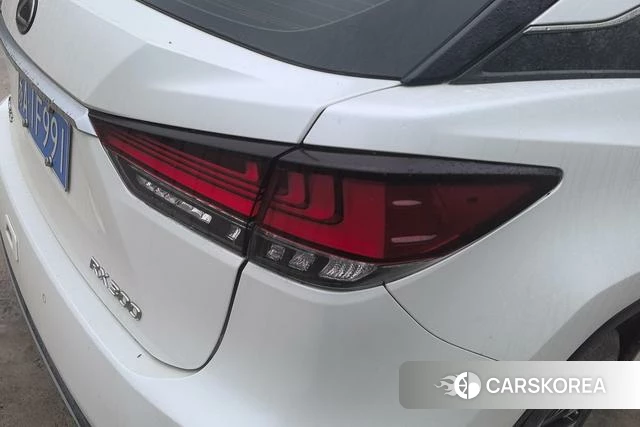 Lexus RX id 4262247 из Китая 9
