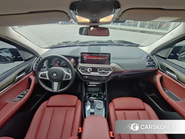 BMW X3 2022 Черный из Китая, фото 2
