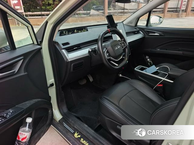 Nezha Automobile Nezha V 2023 Другой из Китая, фото 2