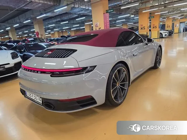 Porsche 911(992) id 3467092 из Кореи 8