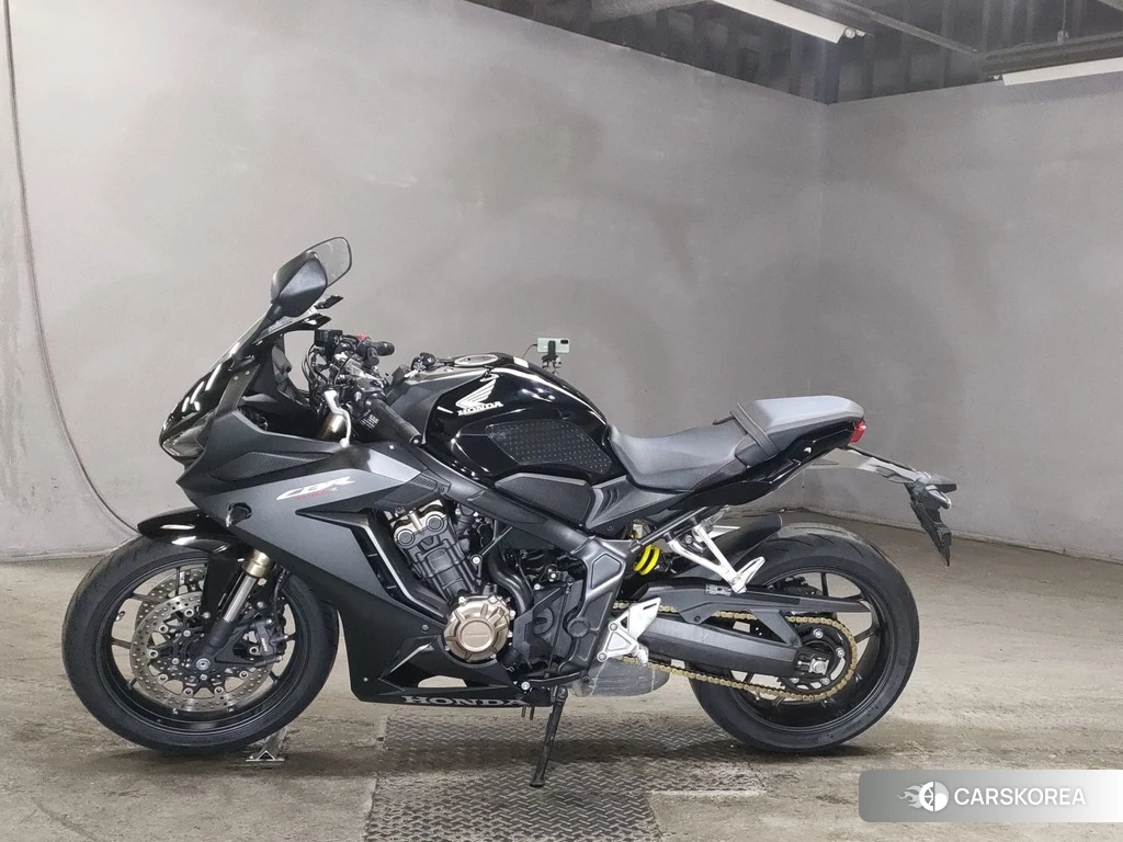 Проданный Honda CBR650R 2022 из Японии, фото 2