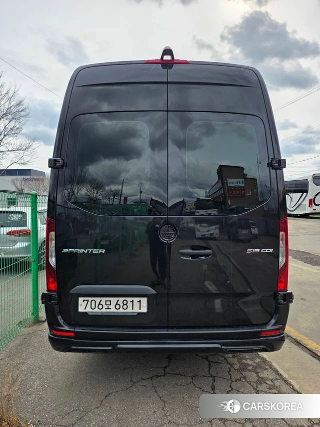 Mercedes-Benz Sprinter 2023 Черный из Кореи, фото 2