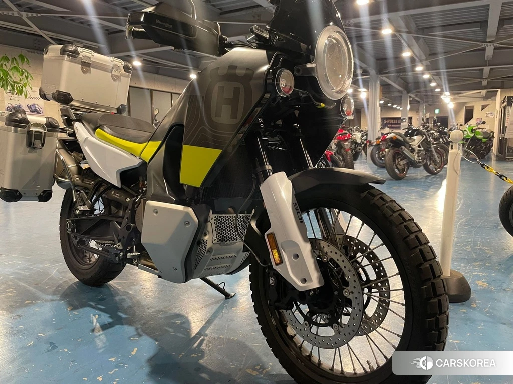 Проданный Husqvarna NORDEN 901 2022 из Японии