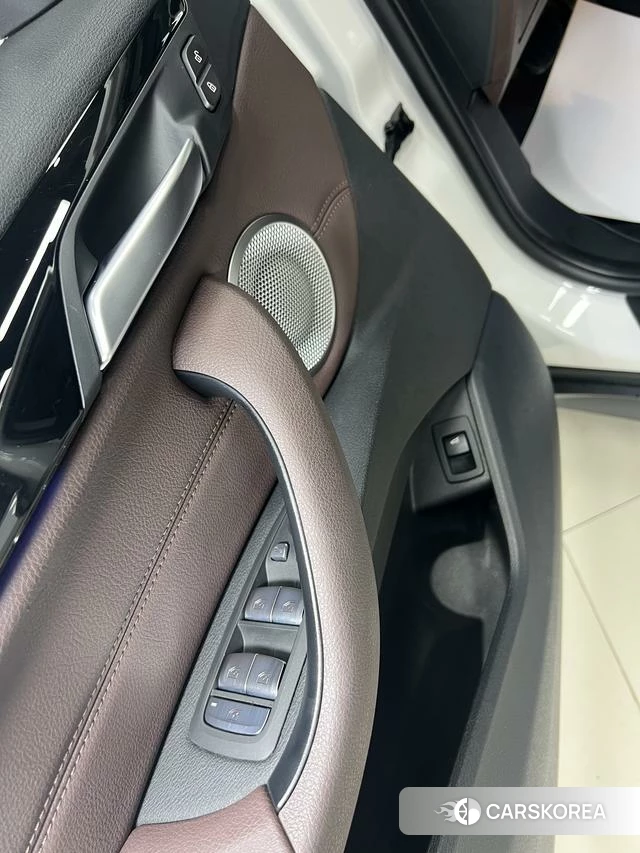 BMW X1 id 4291089 из Китая 12