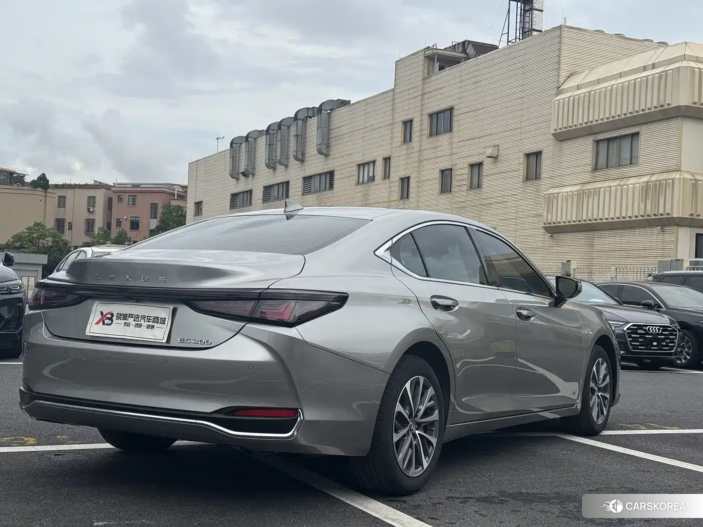 Lexus ES id 4577500 из Китая 12