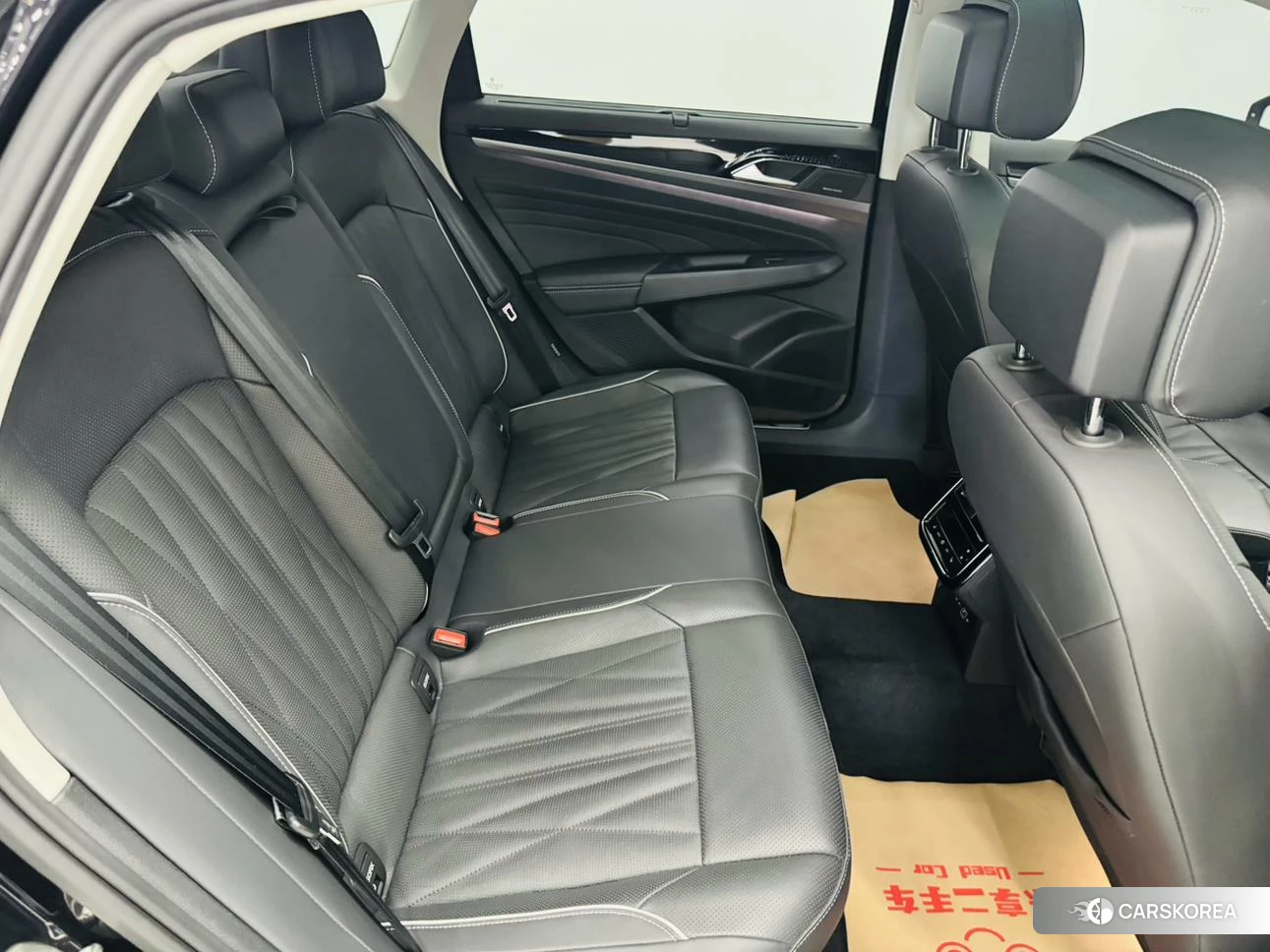 Volkswagen Passat id 4505039 из Китая 12