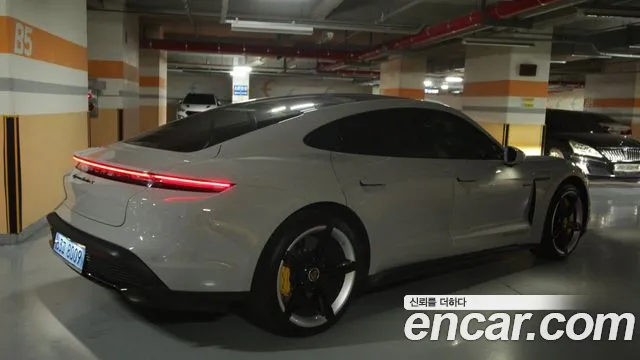 Porsche Taycan id 2669401 из Кореи 4