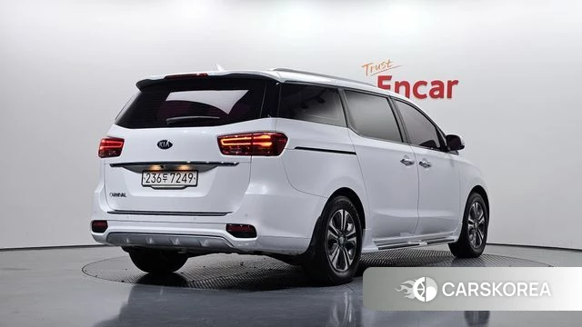 Kia The New Carnival id 4345437 из Кореи 12