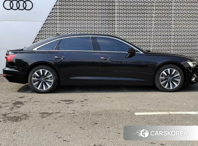 Audi A6L id 4348826 из Китая 7