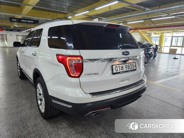 Ford Explorer id 2997464 из Кореи 12