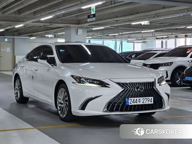 Lexus ES300h 7th generation id 3093110 из Кореи 12