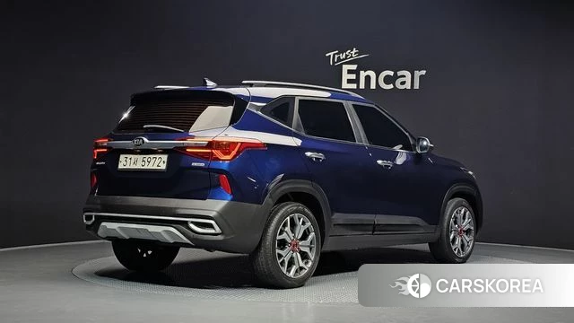 Kia Seltos id 4849716 из Кореи 12