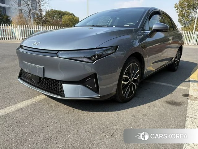 Xiaopeng Motors Xiaopeng P5 2023 Синий из Китая, фото 3