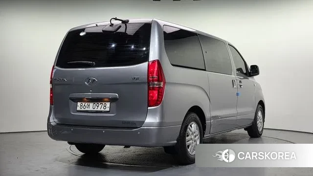 Hyundai The New Grand Starex id 3577938 из Кореи 12