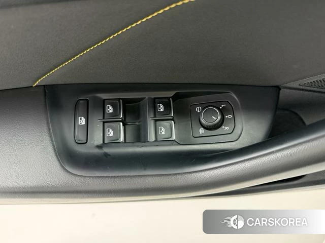 Volkswagen CC id 4271203 из Китая 12