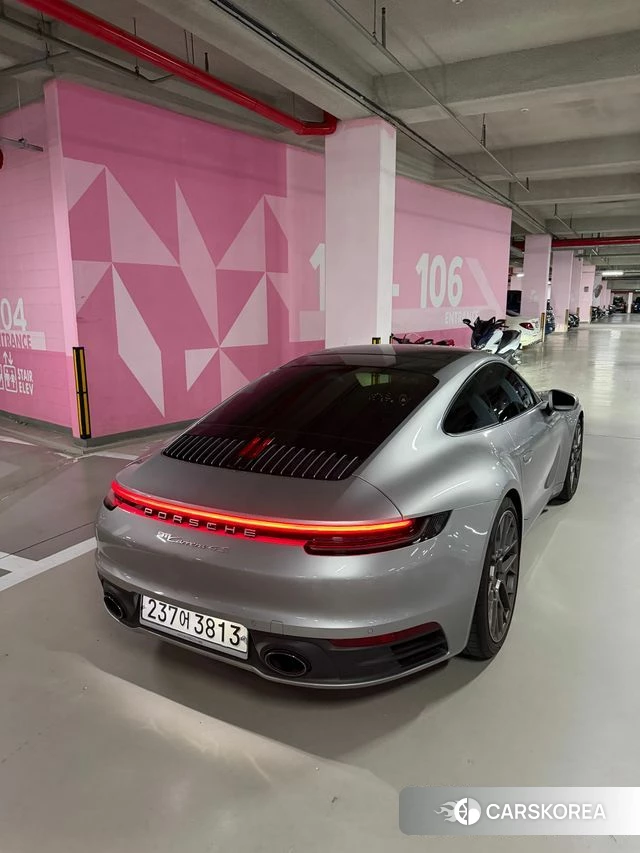 Porsche 911(992) 2020 Серебряный из Кореи, фото 2