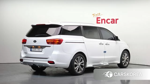 Kia The New Carnival id 4557659 из Кореи 11