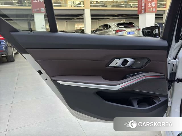 BMW 3 series id 4221332 из Китая 7