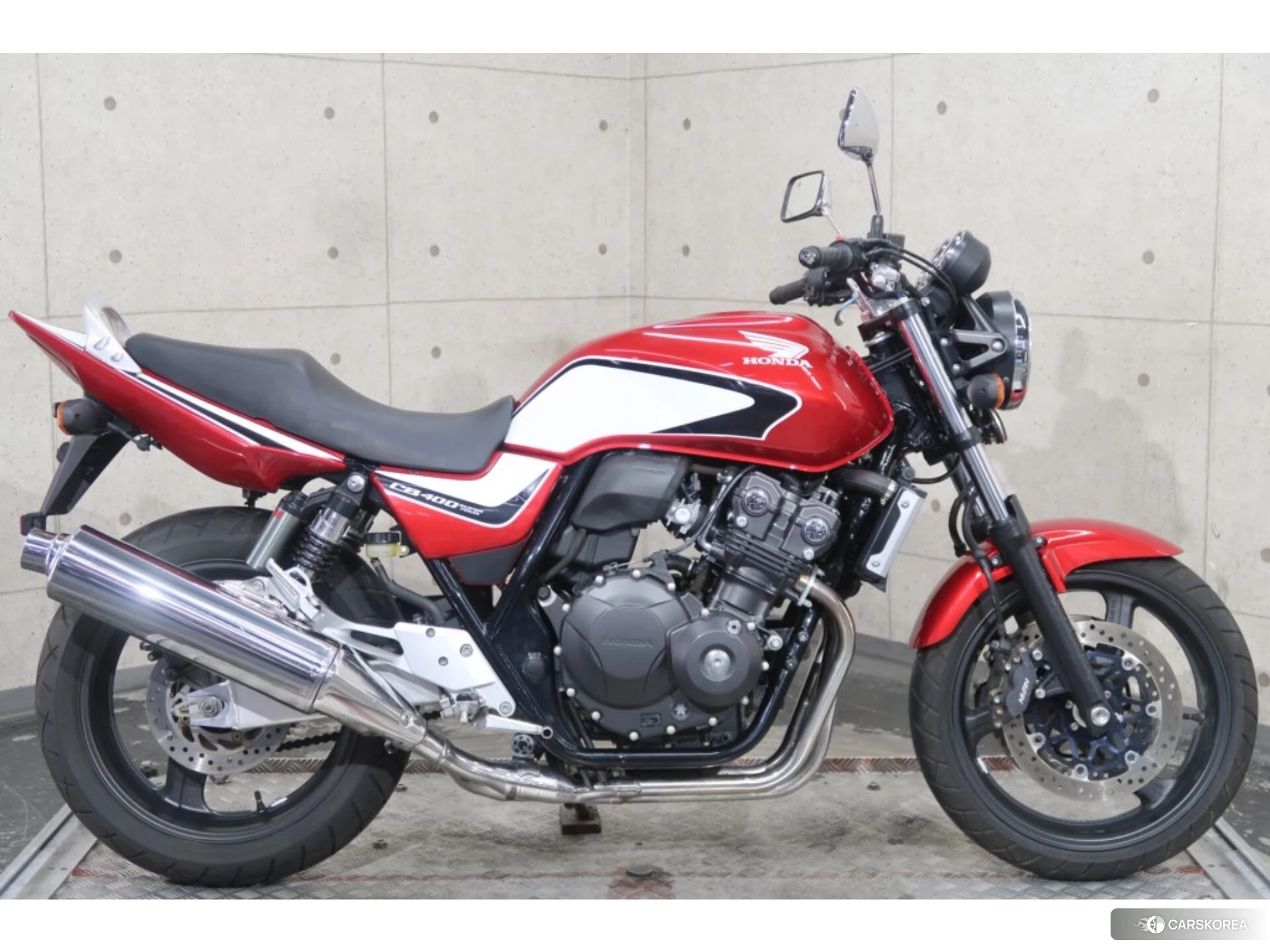 Проданный Honda CB400SF id 3950395 из Японии, фото 2