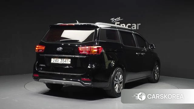 Kia The New Carnival id 3937083 из Кореи 12