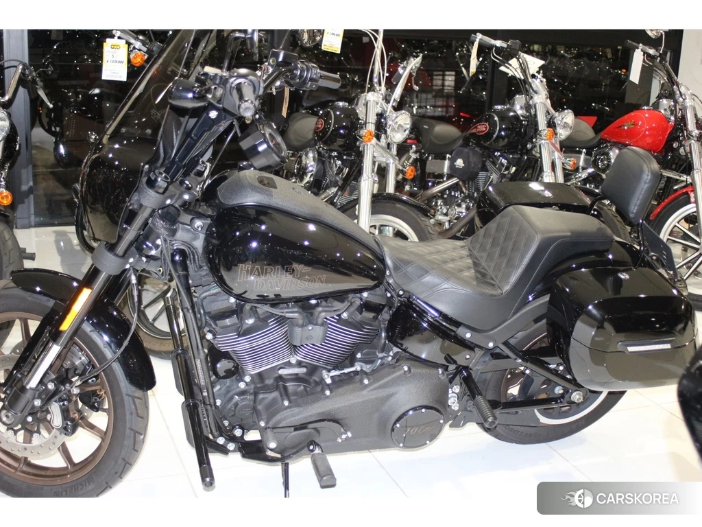 Проданный Harley-Davidson Softail Low Rider S FXLRS 2022 из Японии, фото 2