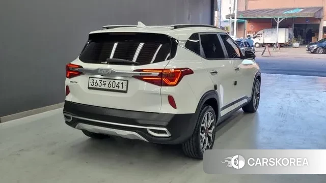Kia Seltos id 3378446 из Кореи 10