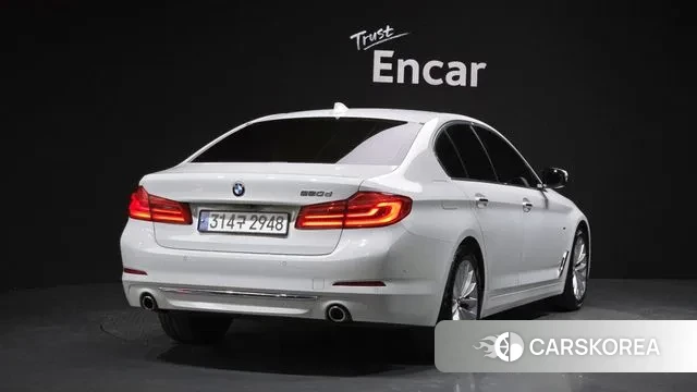 BMW 5 Series (G30) id 3396996 из Кореи 12