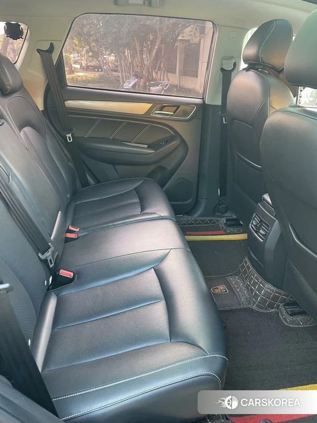 Roewe RX5 2019 Черный из Китая, фото 3