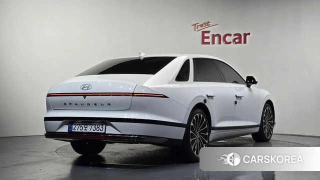 Hyundai Grandeur Hybrid (GN7) id 4548442 из Кореи 12