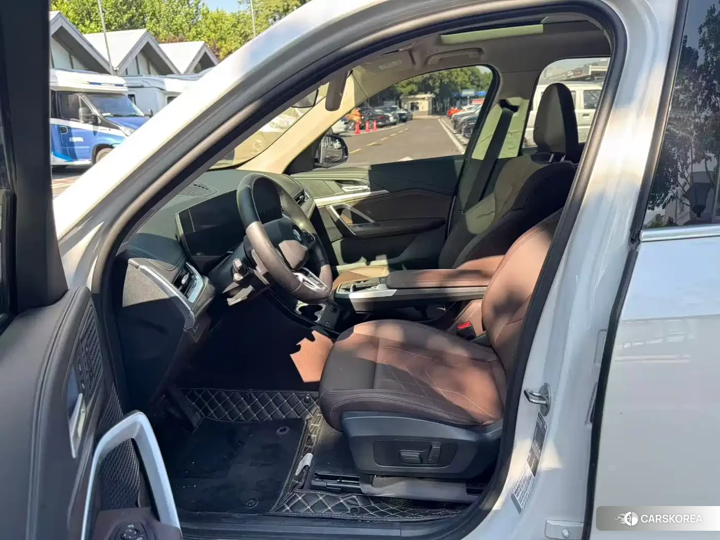 BMW X1 2024 Белый из Китая, фото 2