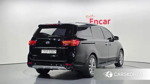 Kia The New Carnival id 3753931 из Кореи 12