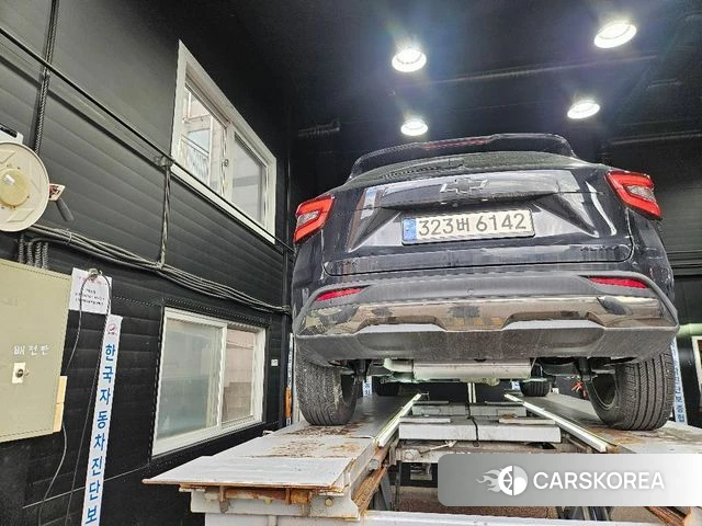 Chevrolet (GM Daewoo) Trax Crossover 2024 Черный из Кореи, фото 2