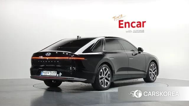 Hyundai Grandeur (GN7) id 3596213 из Кореи 12