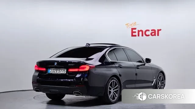 BMW 5 Series (G30) id 3452561 из Кореи 12