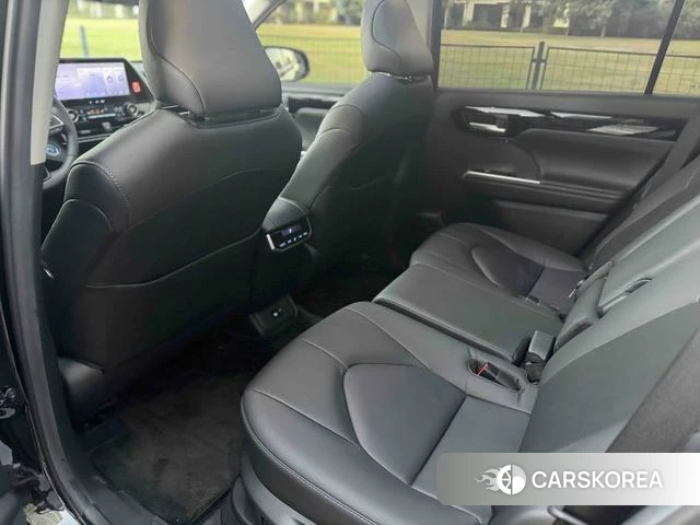 Toyota Highlander 2023 Черный из Китая, фото 5