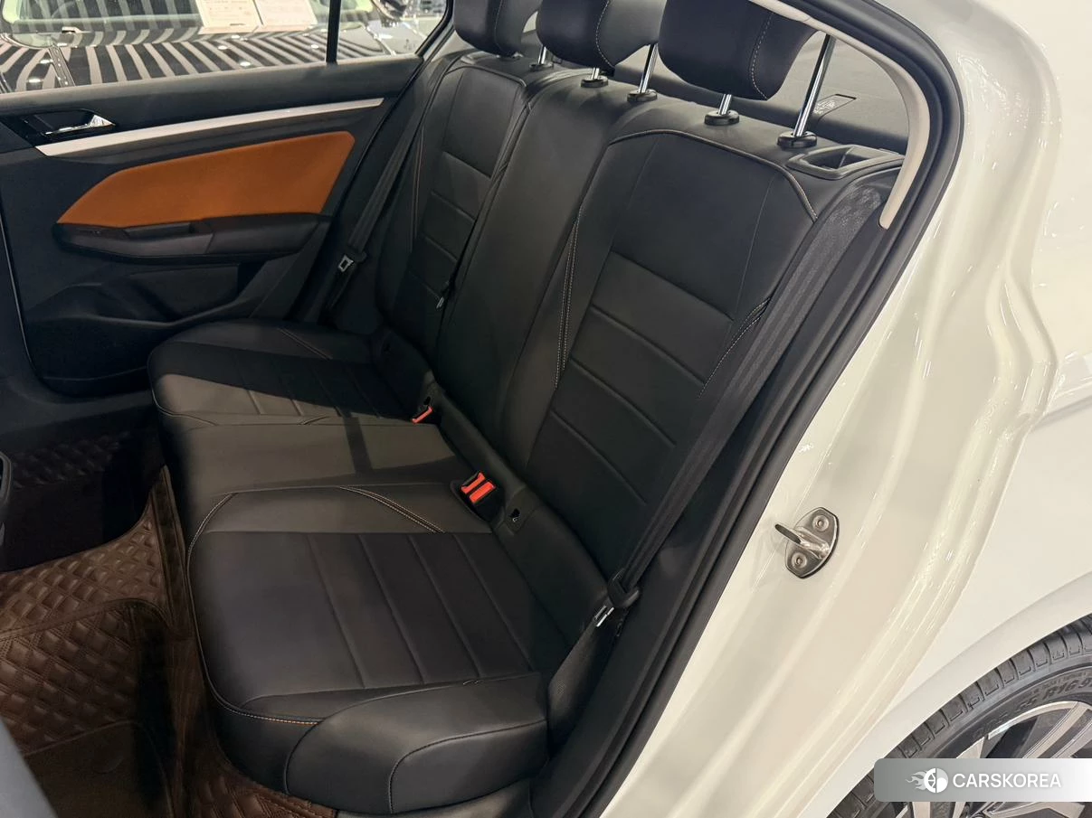 Volkswagen Bora id 4407361 из Китая 9