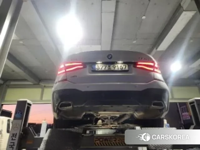 BMW 6 Series GT (G32) 2021 Белый из Кореи, фото 2