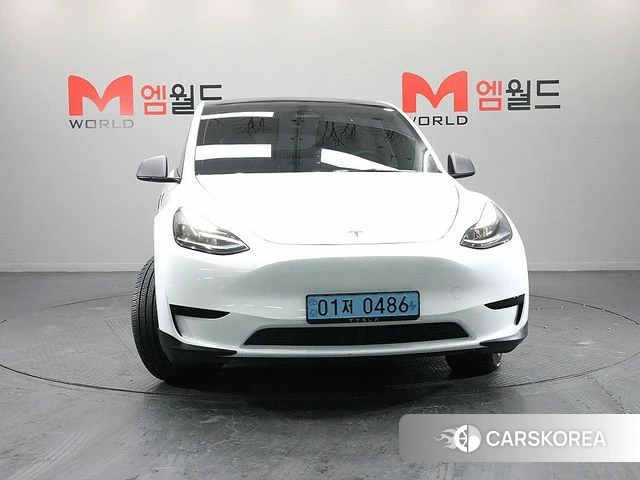 Tesla Model Y 2024 Белый из Кореи, фото 2