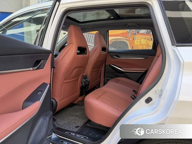 Chang'an CS75 PLUS 2024 Белый из Китая, фото 2