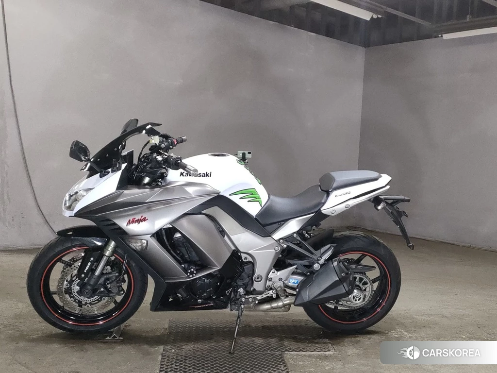 Проданный Kawasaki NINJA 1000 2011 из Японии, фото 2