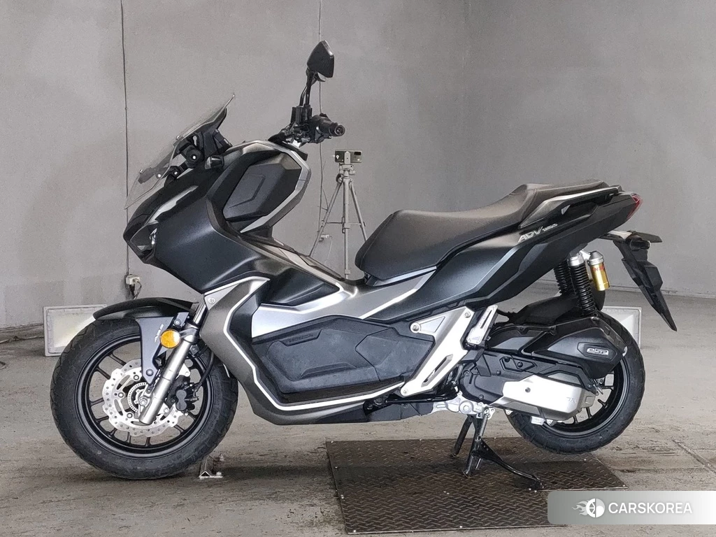 Проданный Honda ADV150 id 4177010 из Японии