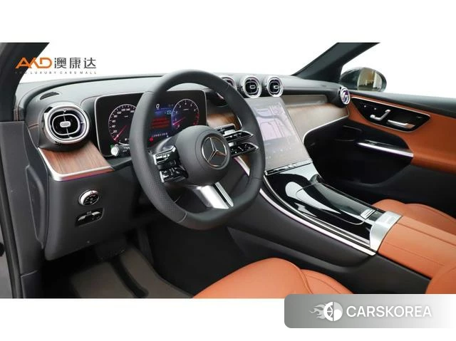 Mercedes-Benz GLC 2024 Черный из Китая, фото 2