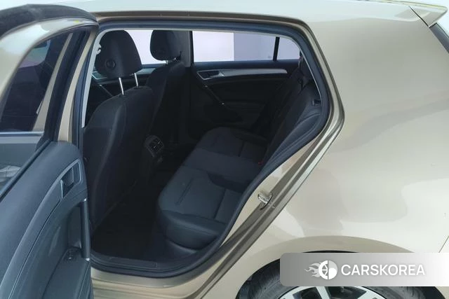 Volkswagen Golf id 4238056 из Китая 9