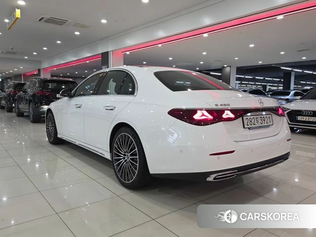Mercedes-Benz E-Class W214 id 4664857 из Кореи 12