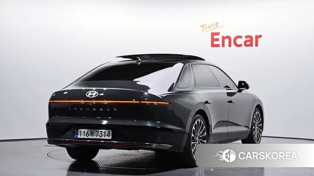 Hyundai Grandeur (GN7) id 3442731 из Кореи 12