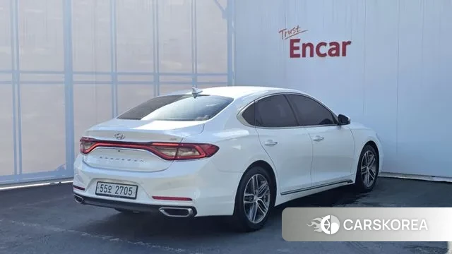 Hyundai Grandeur IG id 3292392 из Кореи 12