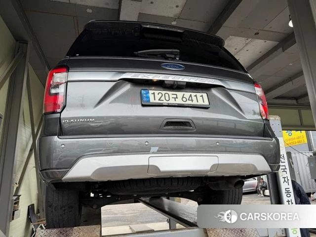 Ford Expeditation 2021 Серый из Кореи, фото 2