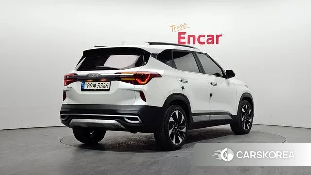 Kia Seltos id 3438139 из Кореи 12