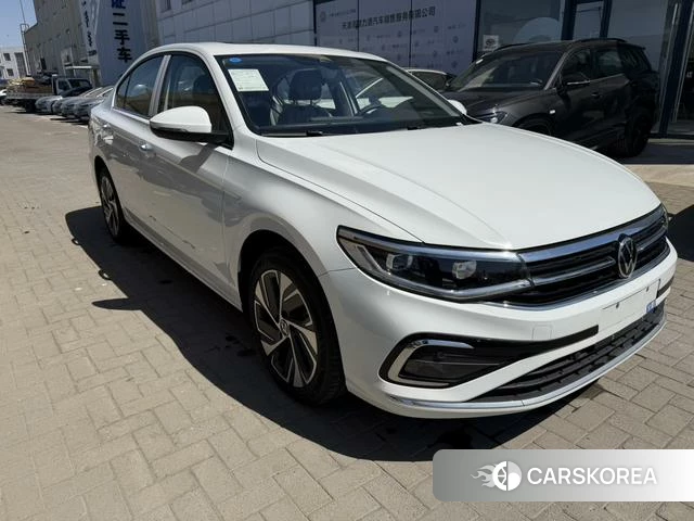 Volkswagen Bora 2025 Белый из Китая, фото 3